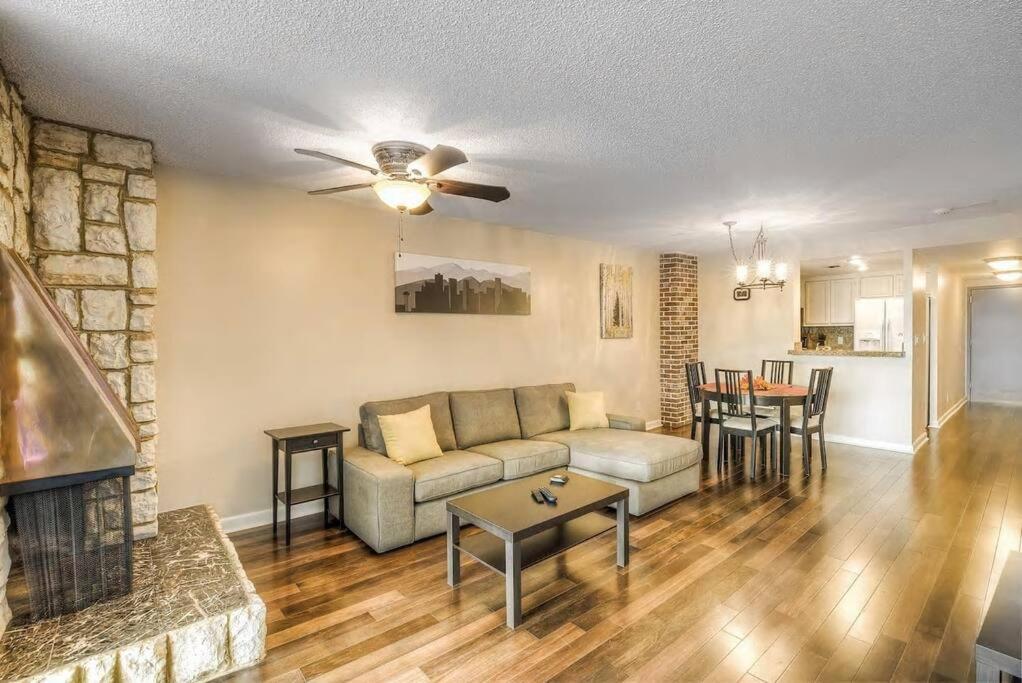 2 Bedroom Condo Heart Of Lodo W/Great View/Amenities Denver Bagian luar foto